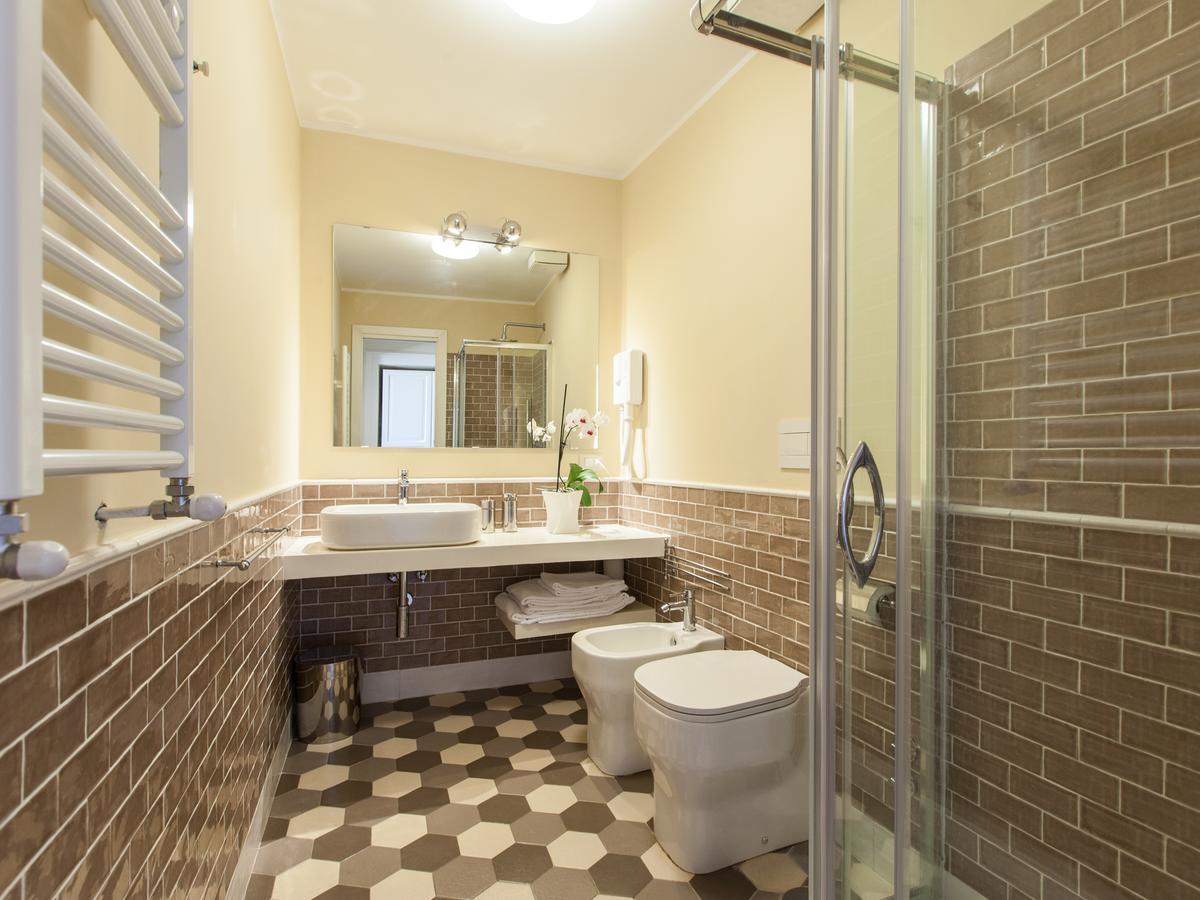 Residenza Maritti Contemporarysuite - Ghuesthouse Рим Экстерьер фото